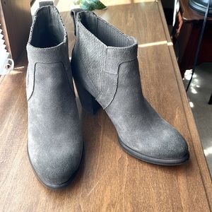 Ugg Ankle Boot
